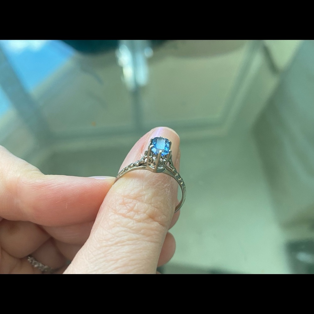 Antique 14kw cornflower blue sapphire ring 5